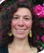 Avec Charlotte Reboulin, formée et supervisée par l'école de Biodanza de Lyon